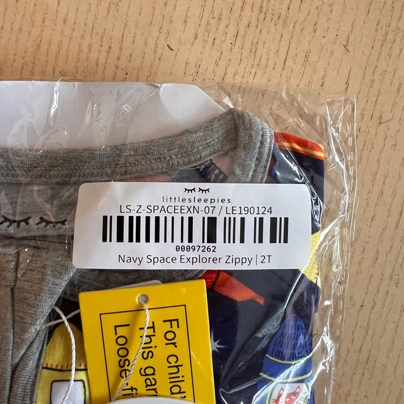 LITTLE SLEEPIES SPACE EXPLORER zippy new size 2T - Picture 7 of 7